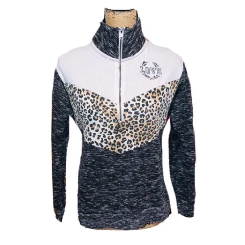 Flirtitude Active sweatshirt size M